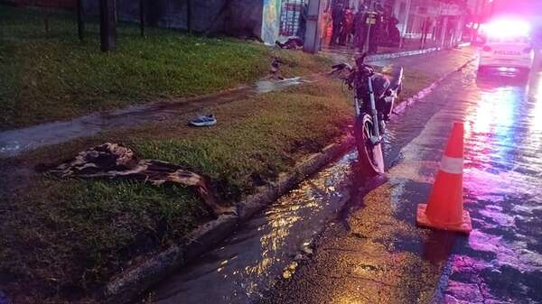 Delivery muere al ser arrollado por un camión en San Lorenzo - Policiales - ABC Color