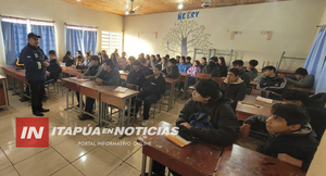 SE REALIZAN CHARLAS SOBRE EDUCACIÓN VIAL EN LAS ESCUELAS DE CAMBYRETÁ