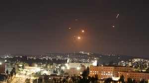 Ataque iraní hiere a 32 personas en Israel y golpea un hospital