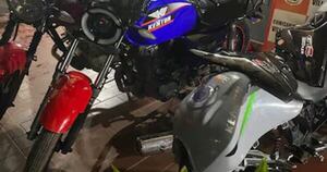 La Nación / Jóvenes trabajadores logran recuperar sus motocicletas que fueron robadas