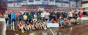Concepción: entregan aporte económico para selecciones de básquetbol  - Básquetbol - ABC Color