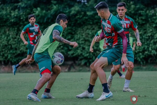 Versus / Último semestre con 84 minutos de juego y más de un año sin marcar