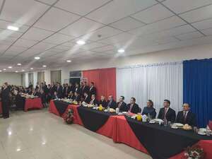 Peña pide unidad para luchar por una patria más próspera - Política - ABC Color