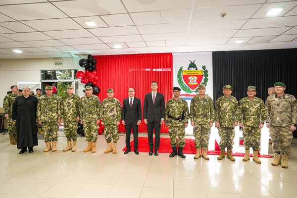 Regimiento Escolta Presidencial conmemora su 181 aniversario de creación - .::Agencia IP::.
