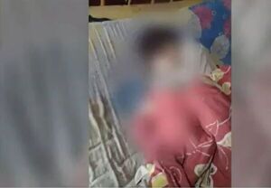Madre fue detenida porque mita´i de 11 años murió de hambre y sed