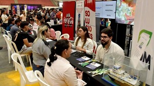 Precarios, inestables y estresados: El costo emocional de la informalidad laboral