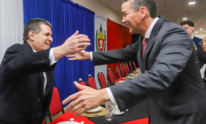 Mario Abdo evita el aniversario de la Guardia Presidencial para no coincidir con Peña y Cartes - OviedoPress