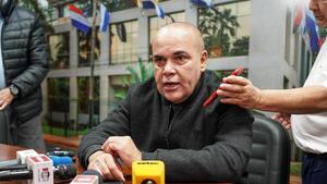 Peña puede ir a hacer un informe de gestión al PLRA, ofrece Bachi Núñez
