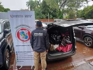 Incautan vehículo y mercaderías presumiblemente falsificadas en Encarnación