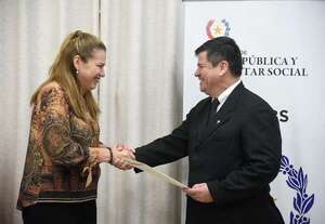Destitución “para la foto”: ministra de Salud removió a viceministro, pero lo dejó como su asesor - Nacionales - ABC Color