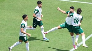 Palmeiras logra su primer triunfo