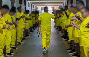 Revelan cómo serán los uniformes obligatorios para reos en nuevas cárceles - Noticiero Paraguay