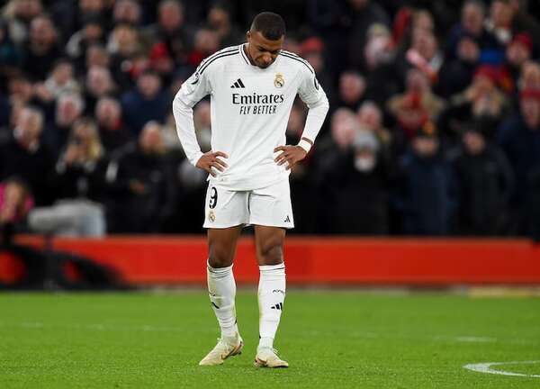 Mbappé, hospitalizado por gastroenteritis aguda - Fútbol Internacional - ABC Color