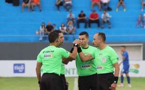 Árbitros para la decimocuarta ronda de la Intermedia - Fútbol de Ascenso de Paraguay - ABC Color