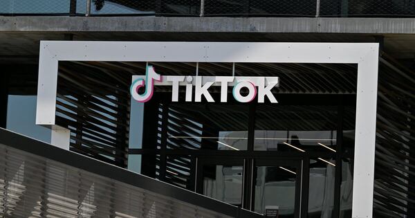 La Nación / Trump firma decreto para aplazar 90 días plazo de venta de TikTok