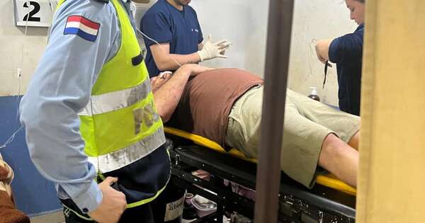 La Nación / Hospitalizan a un hombre con unas 50 cápsulas en su estómago, que serían drogas