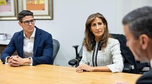 Peña promulgó la Ley que crea la Universidad del Centro Familiar de Adoración