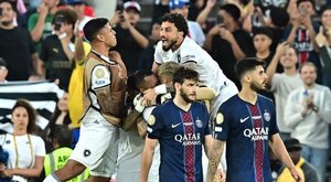 Versus / Botafogo vence al PSG en duelo de monarcas en Mundial de Clubes