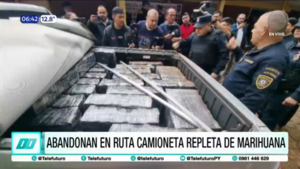 Abandonan en ruta camioneta repleta de marihuana