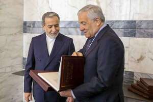 Potencias europeas se citan en Suiza con el canciller iraní - Mundo - ABC Color