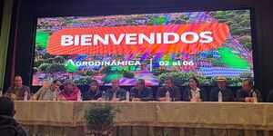 GOBERNADOR DE ITAPÚA ACOMPAÑA EL LANZAMIENTO DE LA AGRODINÁMICA 2025
