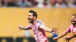 Messi y Cristiano Ronaldo siguen brillando lejos del fútbol europeo