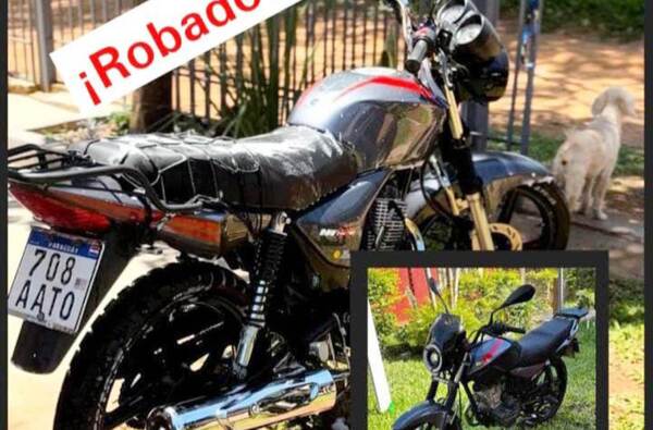 Ladrones hurtan moto de una casa •