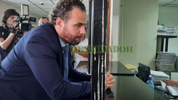 Constitución contiene normas de vanguardia pero falta que el poder político haga un esfuerzo adicional en su cumplimiento, según especialista - El Observador