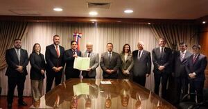 La Nación / El MUVH transfiere a la Corte inmueble para futura sede del Palacio de Justicia de Villa Hayes