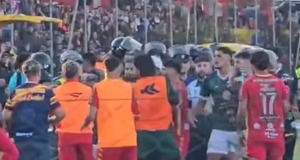Final Liga de Choré: suspensión, multas y devolución de trofeos tras pelea entre futbolistas | Unicanal