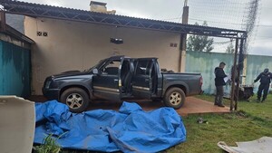 Hallan camioneta hurtada en una vivienda usada como desarmadero