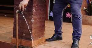 La Nación / ¡Por fin agua!, exclaman en escuela pionera de Ciudad del Este al recuperar su pozo