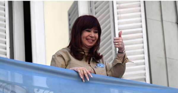 La Nación / Kirchner pide suspender acto frente a su casa