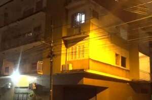 Un departamento se incendió en zona del Mercado 4 de Asunción - Policiales - ABC Color