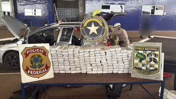 Policía brasileña incauta más de 340 kilos de marihuana en Puente de la Amistad