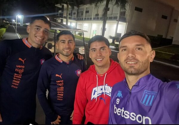 Versus / El reencuentro de los jugadores de Cerro con 'Maravilla' Martínez