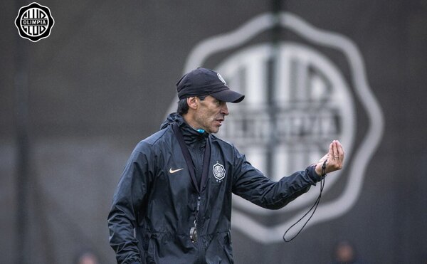 Versus / Olimpia: Bustos deja ver un primer diseño con los recién llegados