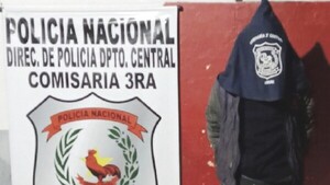 Celoso acusó a un sacerdote en plena misa y llevó balas