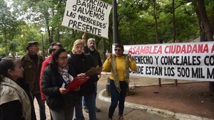 Vecinos de Asunción piden cárcel para Nenecho y concejales, e instan a "devolver lo robado"