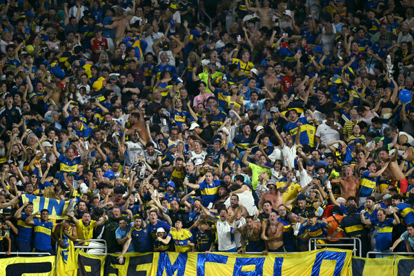 Versus / En el Mundial de Clubes, el verdadero ambiente de cancha es de los latinoamericanos