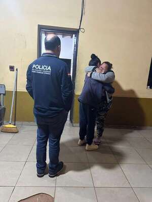 Localizan a dos adolescentes reportadas como desaparecidas - Policiales - ABC Color