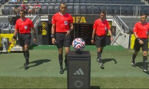 ¡Otro level! !Juan Gabriel Benítez pitó un partidazo en el Mundial de Clubes!