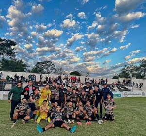 Duelo entre líder y escolta en la Primera B - Fútbol - ABC Color