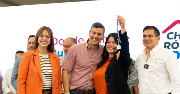 La Nación / Peña destaca impacto del acceso a jóvenes a la vivienda propia