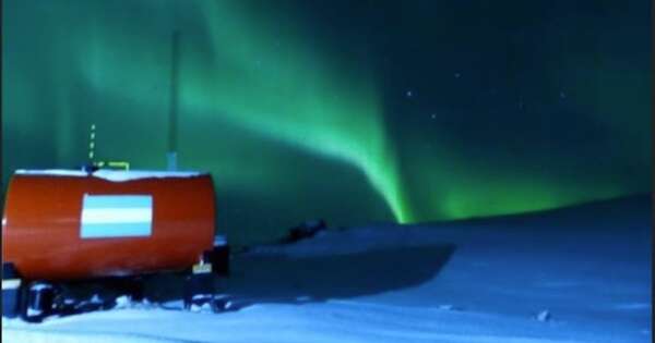 La Nación / Auroras australes: el Sol recuerda su centralidad