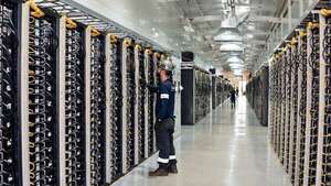 Energía eléctrica se queda en casa: cómo el Paraguay puede liderar la revolución digital - Negocios - ABC Color