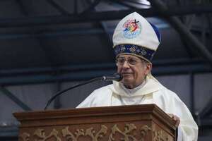 Obispo advierte sobre el consumismo y el individualismo que deterioran la dignidad cristiana - Nacionales - ABC Color