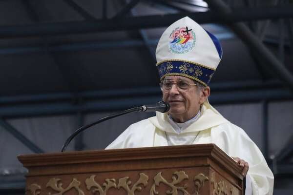 Obispo advierte sobre el consumismo y el individualismo que deterioran la dignidad cristiana - Nacionales - ABC Color