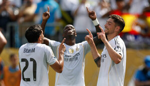 Versus / Con uno menos, Real Madrid vence al Pachuca y lo elimina del Mundial de Clubes