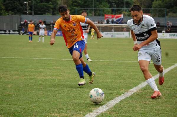 El 24 de Setiembre se frena, pero mantiene el liderato en la Primera B - Fútbol de Ascenso de Paraguay - ABC Color